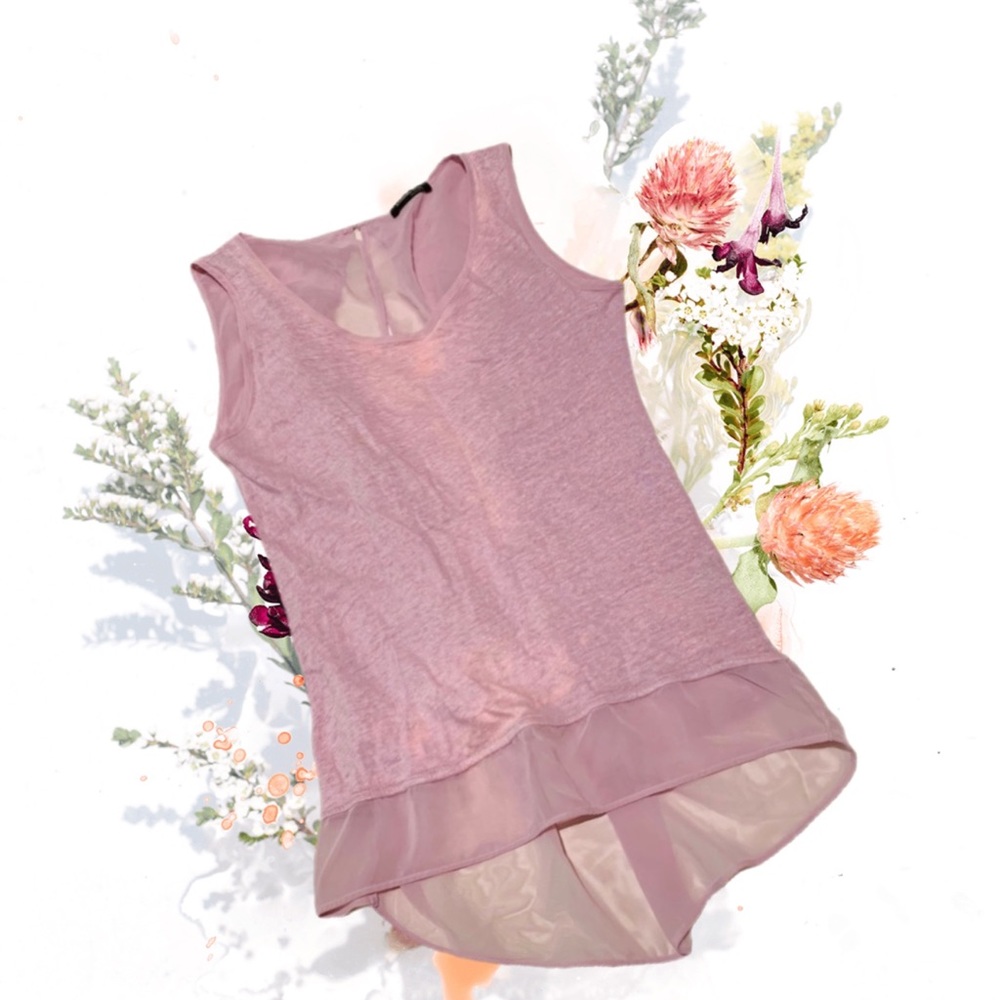 🐭Winged back sleeveless blouse